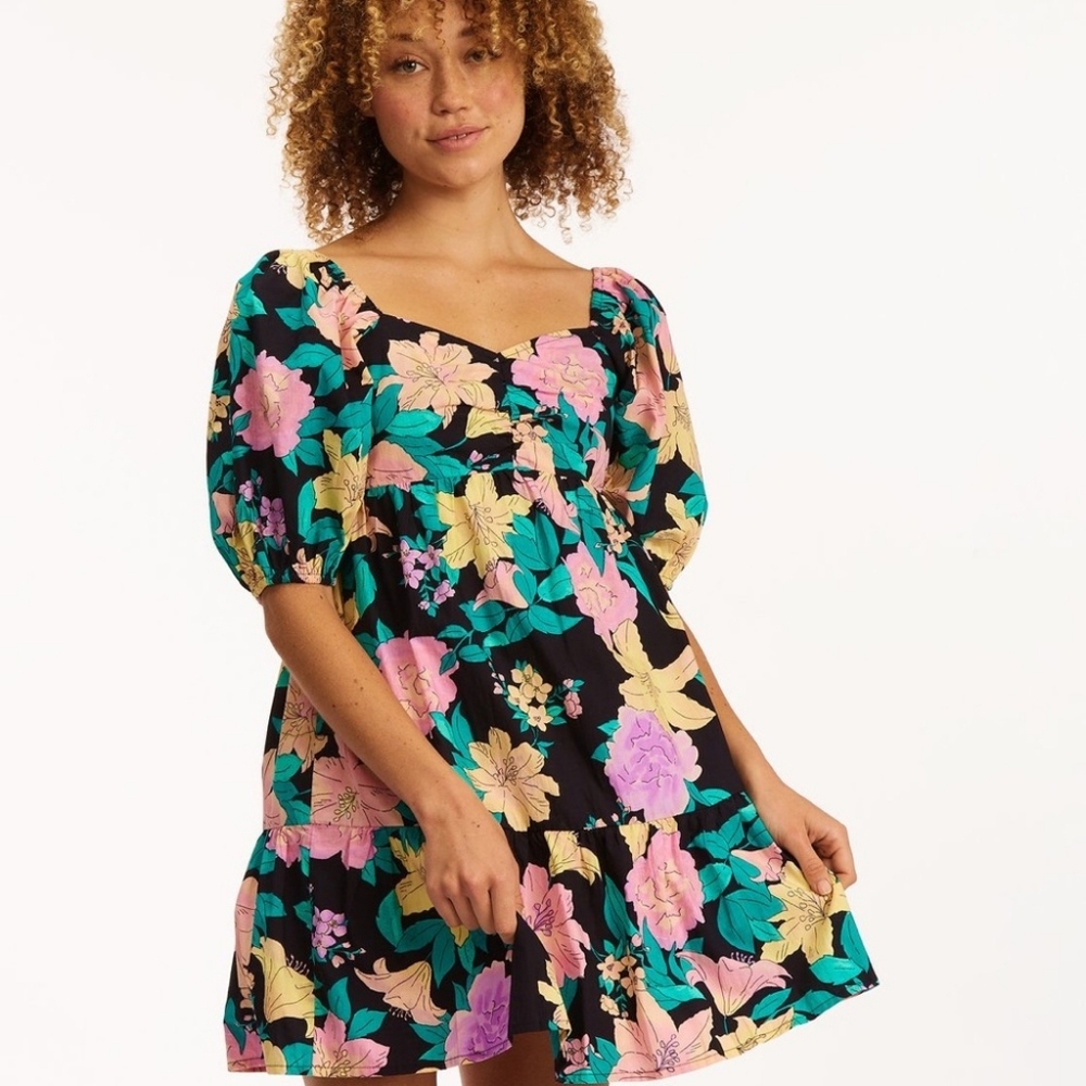Billabong Pink and Yellow Puff Sleeve Sundress